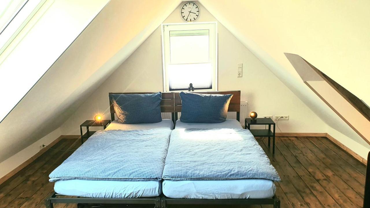 Frankes City Sleep Apartment, 6 Einzelbetten Велберт Екстериор снимка