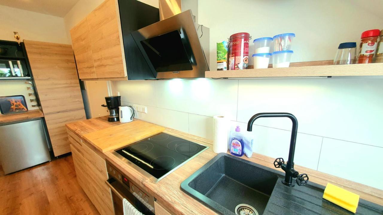 Frankes City Sleep Apartment, 6 Einzelbetten Велберт Екстериор снимка