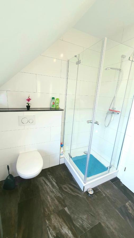 Frankes City Sleep Apartment, 6 Einzelbetten Велберт Екстериор снимка