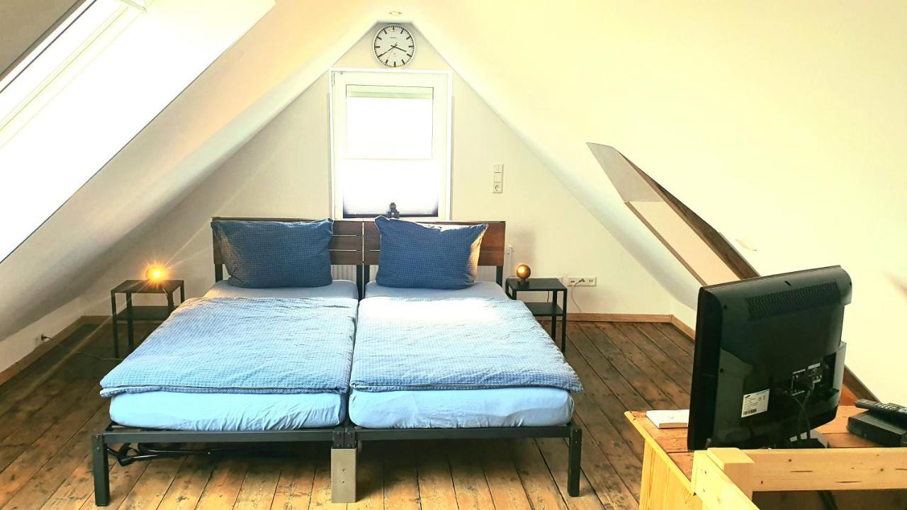 Frankes City Sleep Apartment, 6 Einzelbetten Велберт Екстериор снимка