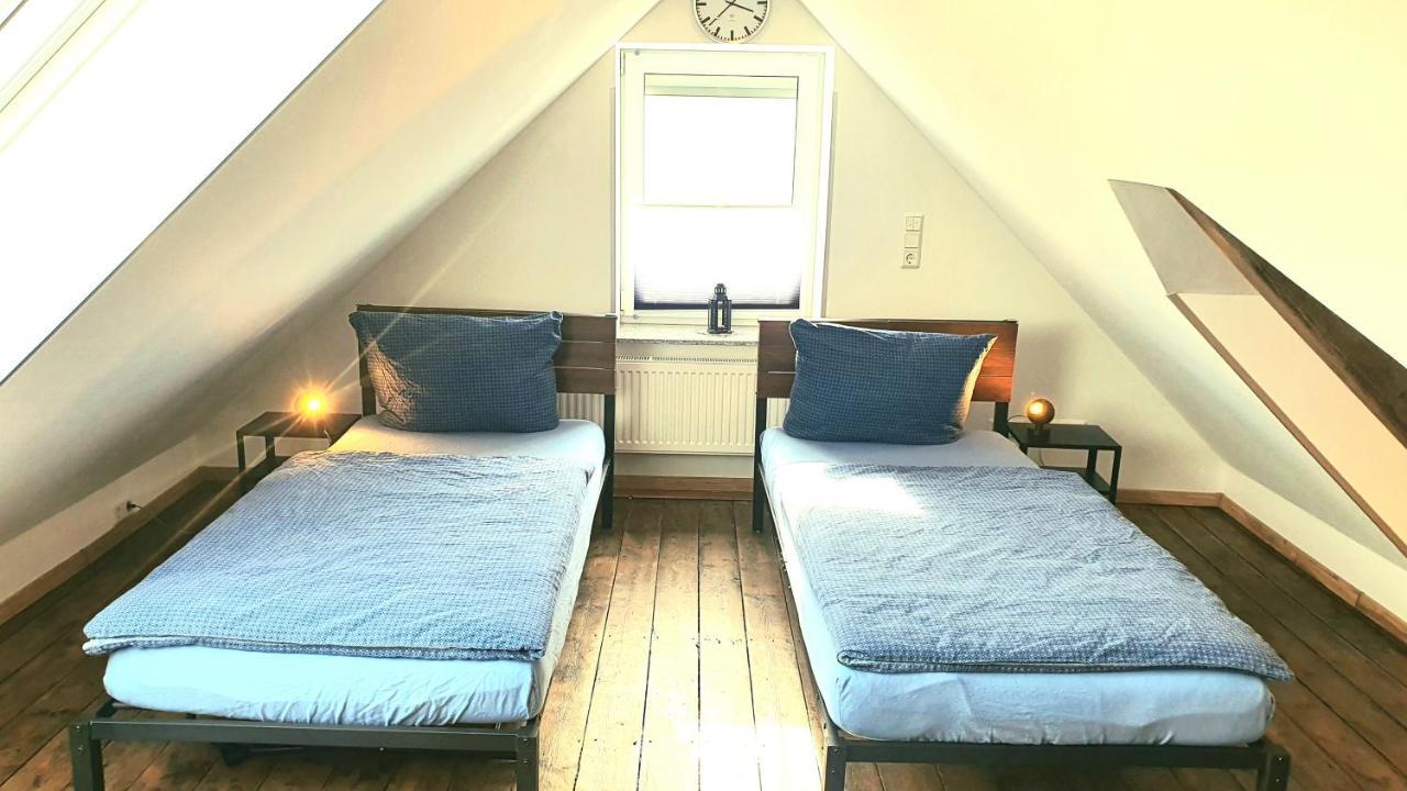 Frankes City Sleep Apartment, 6 Einzelbetten Велберт Екстериор снимка