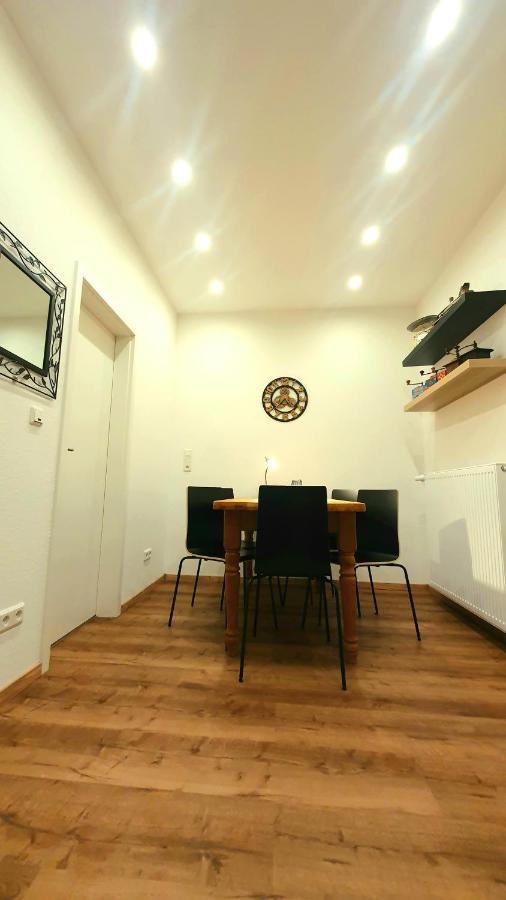 Frankes City Sleep Apartment, 6 Einzelbetten Велберт Екстериор снимка